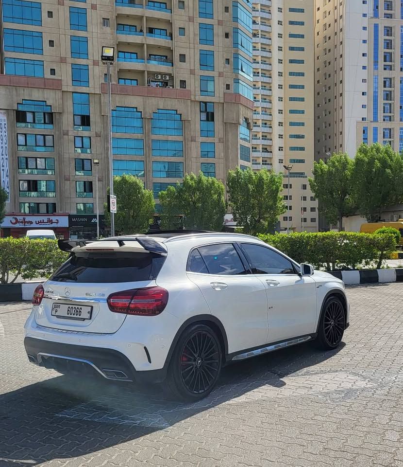 2019 مرسيدس-بنز GLA - جي ال اي GLA 35 AMG