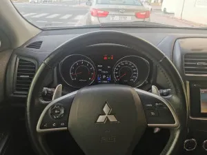 2013 ميتسوبيشي آي أس أكس GLX