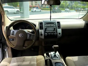 2012 نيسان إكستيرا SE
