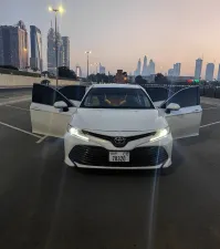 2020 تويوتا كامري S
