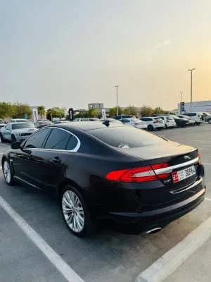 2014 Jaguar XF Prestige