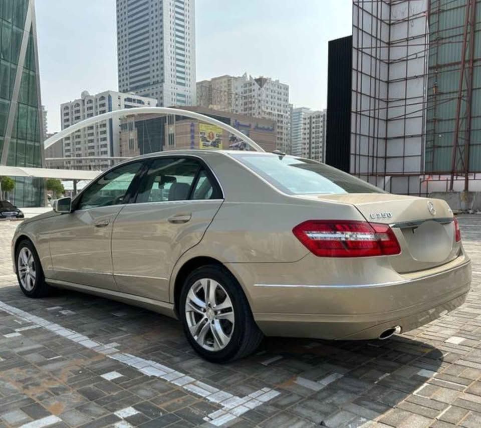 2010 مرسيدس-بنز الفئة - E E350 4Matic