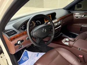 2012 مرسيدس-بنز الفئة - S S300