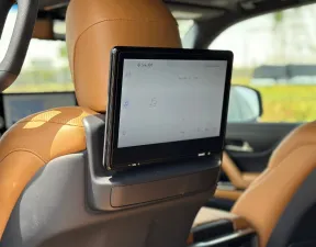 2022 لكزس ال اكس ٦٠٠ base