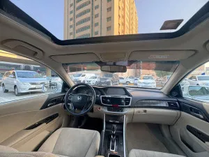 2013 هوندا أكورد EX