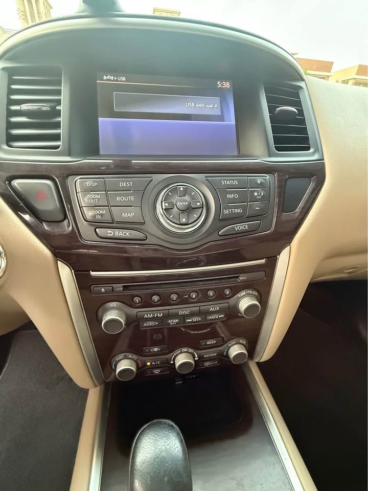2016 نيسان باثفايندر SV