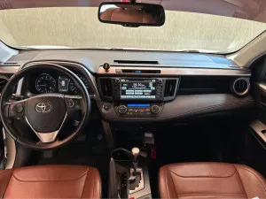2017 تويوتا راف ٤ VX