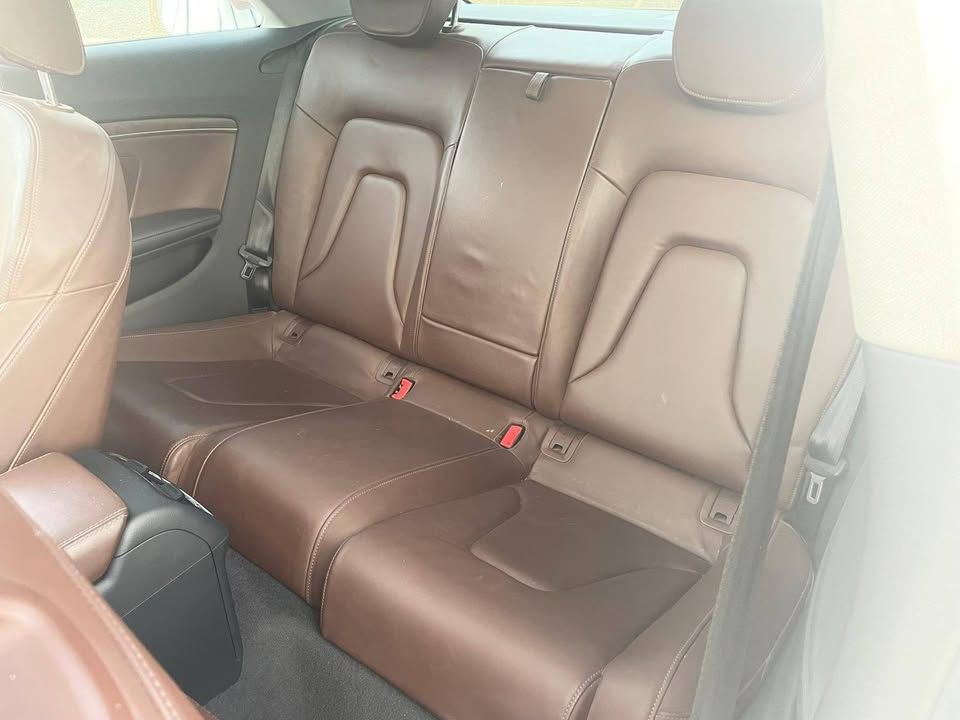 2013 اودي آي ٥ Premium Plus