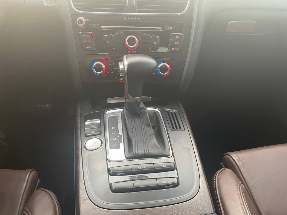 2013 اودي آي ٥ Premium Plus