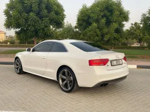 2013 اودي آي ٥ Premium Plus