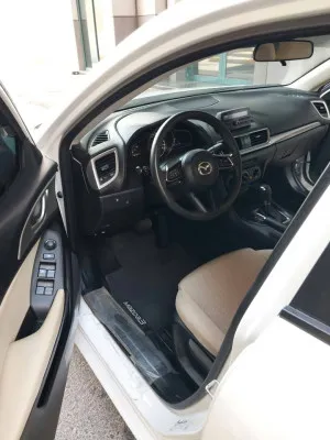 2018 Mazda 3 2.0
