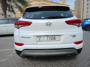 2017 هيونداي توسان Limited