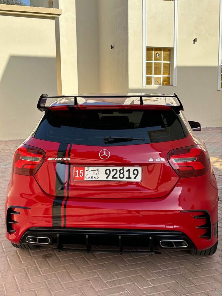 2017 مرسيدس-بنز الفئة - A A45 AMG