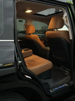 2021 Toyota Land Cruiser Grand Touring