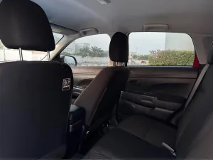 2020 ميتسوبيشي آي أس أكس GLX 4WD