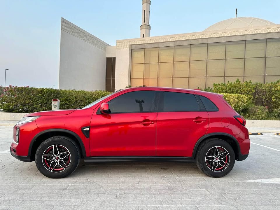 2020 ميتسوبيشي آي أس أكس GLX 4WD
