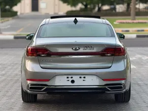 2021 Kia Cadenza Limited
