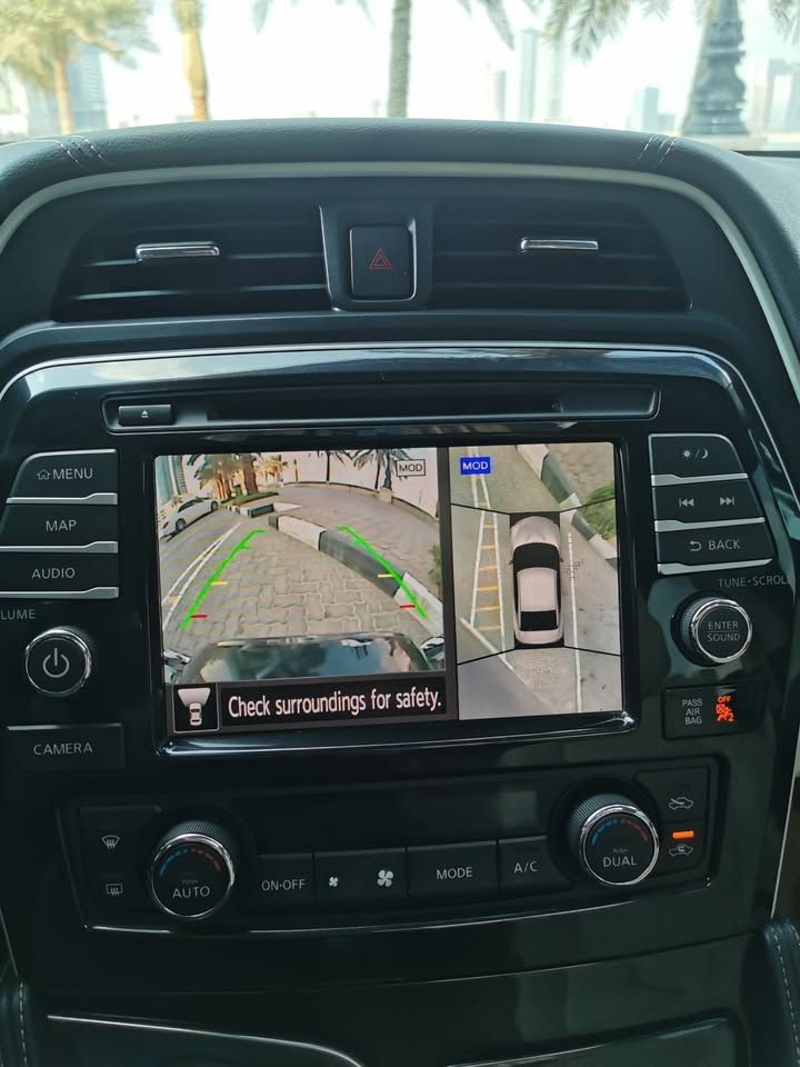 2022 Nissan Maxima SL