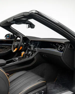 2025 بنتلي كونتيننتال Mulliner