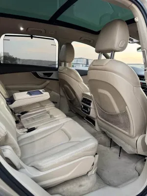 2016 اودي كيو٧ Premium Plus