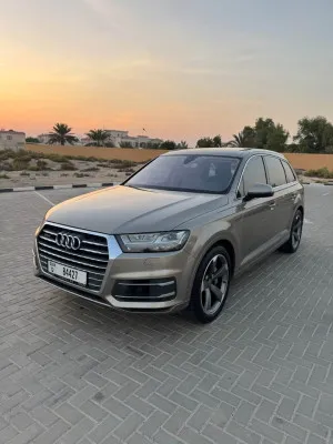 2016 اودي كيو٧ Premium Plus