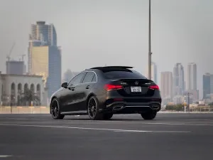 2020 مرسيدس-بنز الفئة - A A220 Sedan