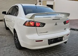 2016 ميتسوبيشي لانسر GL