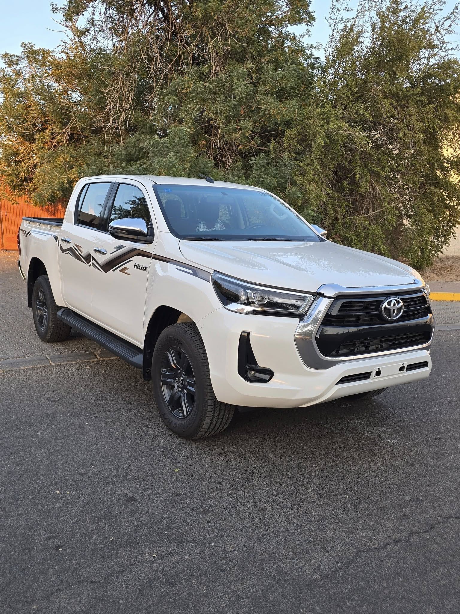 2024 Toyota Hilux Double Cabin