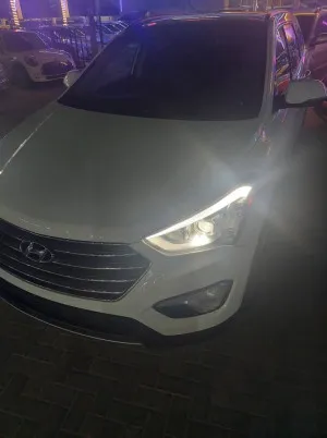 2016 هيونداي سانتا في Limited