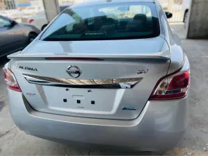 2013 نيسان آلتيما SV