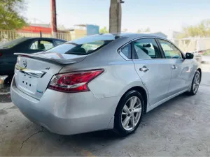 2013 نيسان آلتيما SV