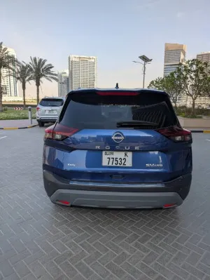 2023 نيسان روج SV