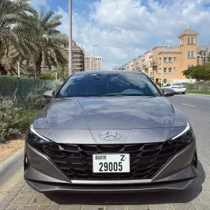 2022 هيونداي النترا SEL