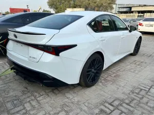 2024 لكزس اي اس IS 350