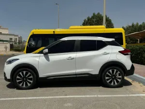 2017 Nissan KICKS SE
