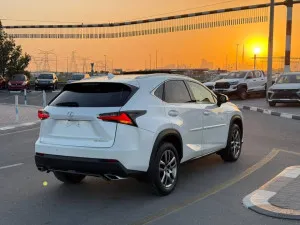 2015 لكزس NX - ان اكس NX200