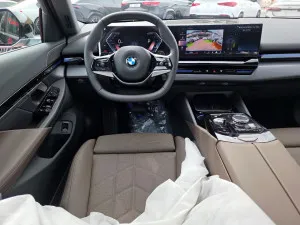 2026 BMW 5-Series 530i
