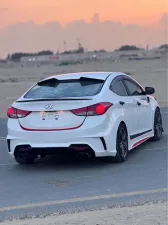2013 هيونداي النترا SE