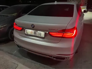2017 بي أم دابليو الفئة - 7 740i