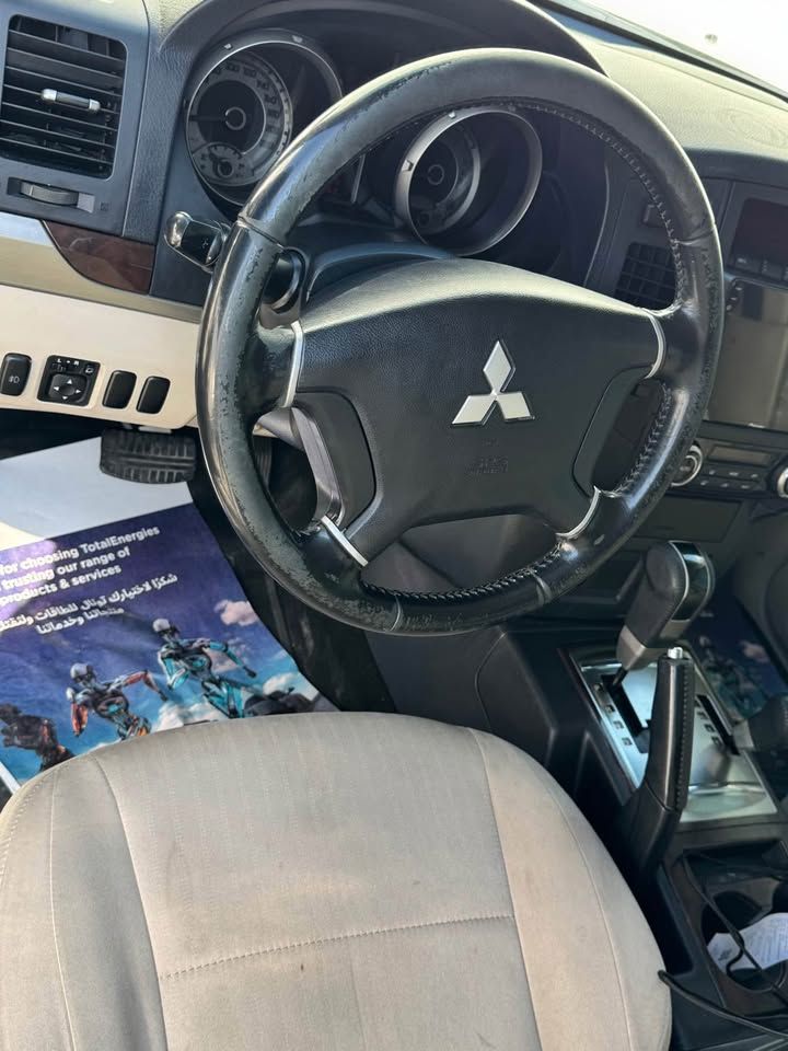 2013 Mitsubishi Pajero Signature Edition