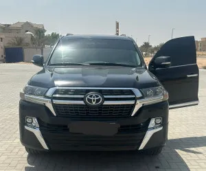 2021 تويوتا لاند كروزر GXR