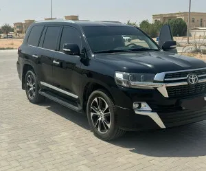 2021 تويوتا لاند كروزر GXR