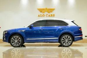 2022 بنتلي بنتايجا V8 AWD