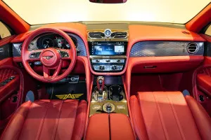 2022 بنتلي بنتايجا V8 AWD