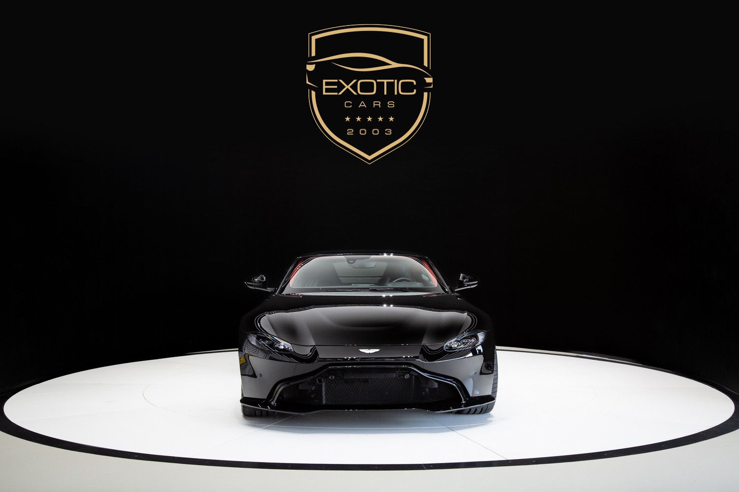 2019 استون مارتن فانتاج V8 Coupe