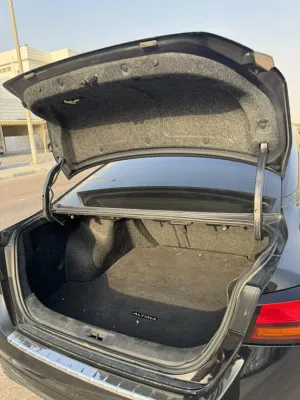 2019 Nissan Altima SR