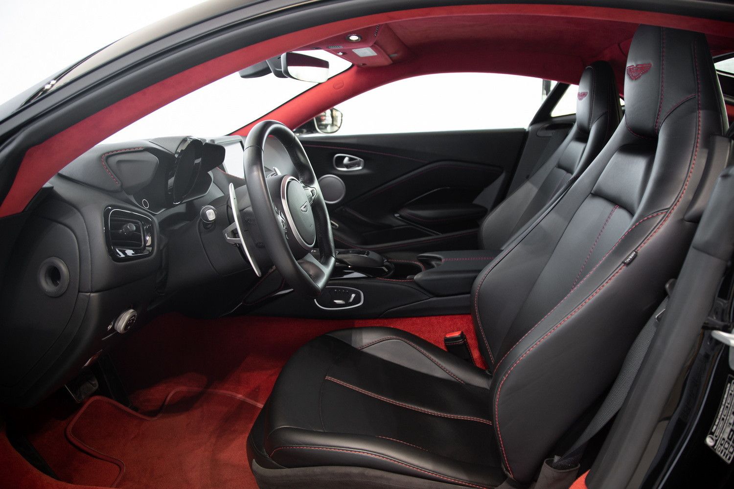 2019 استون مارتن فانتاج V8 Coupe
