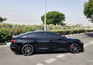 2024 اودي ار اس ٥ 5 Sportback
