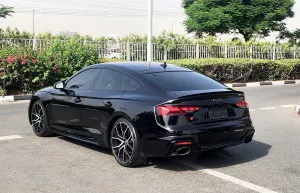 2024 اودي ار اس ٥ 5 Sportback