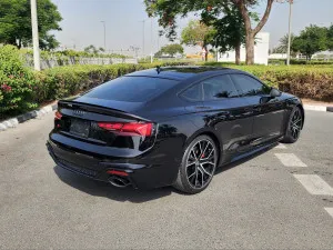 2024 اودي ار اس ٥ 5 Sportback